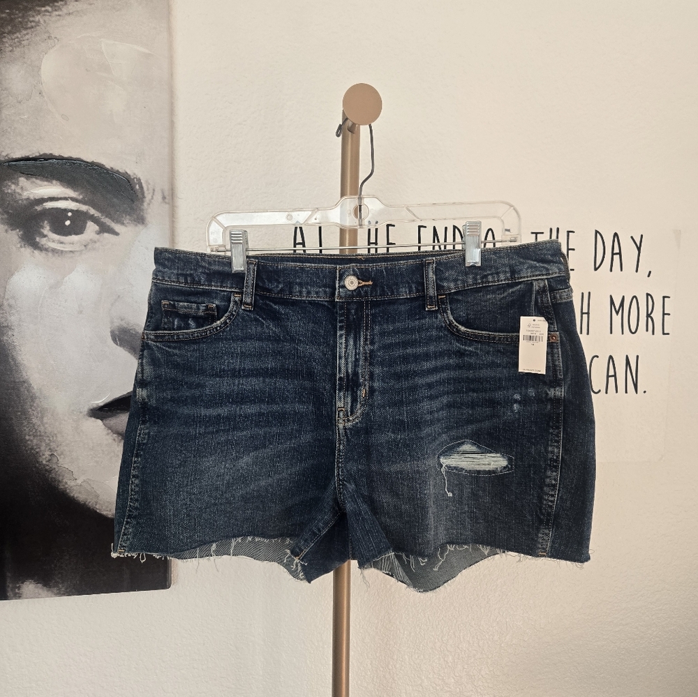 NWT Womens Old Navy Dark Blue Jean Shorts Mid-Rise Boyfriend Size 14